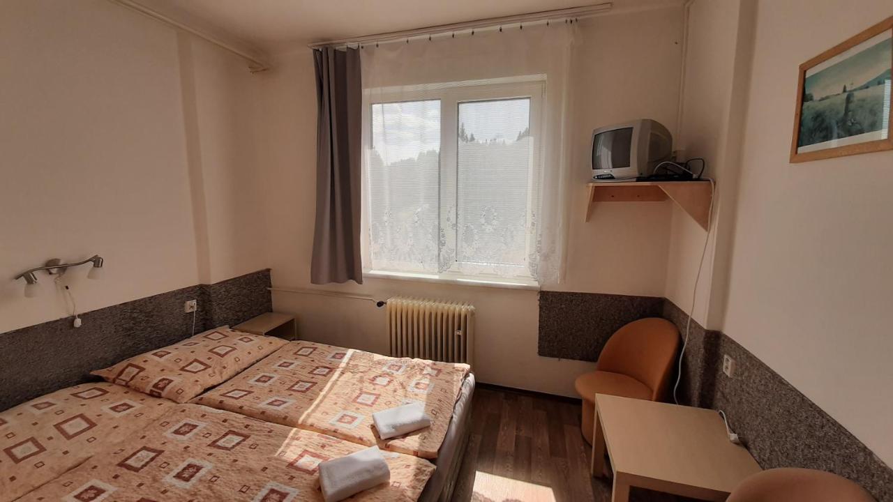 Chata Orovsky Železná Ruda Esterno foto